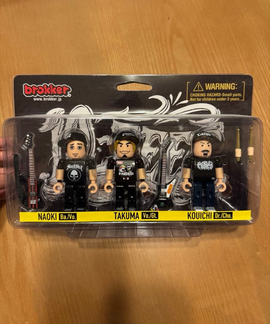 10-FEET フィギュア brokker 10-FEETのブロックトイ「brokker」が登場。「京都大作戦」にて商品展示