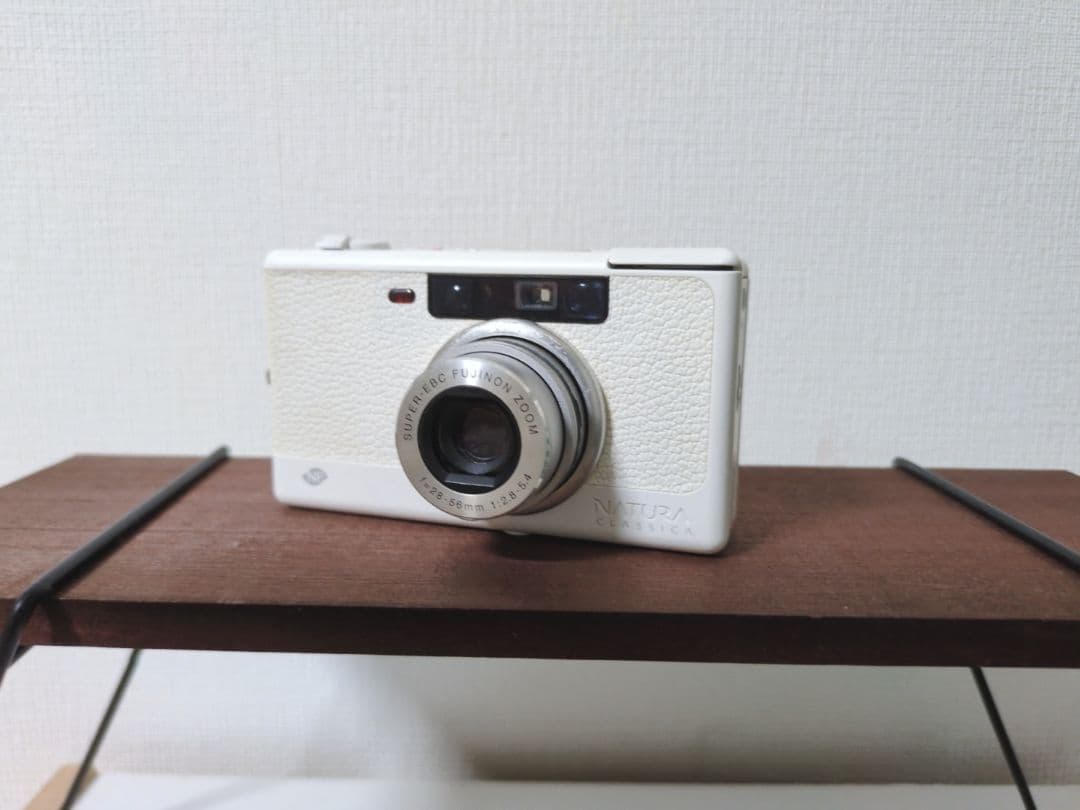 【希少｜レンズ傷アリ】NATURA CLASSICA ナチュラクラシカ 白 2026年最新】fujifilm natura classicaの人気アイテム - メルカリ