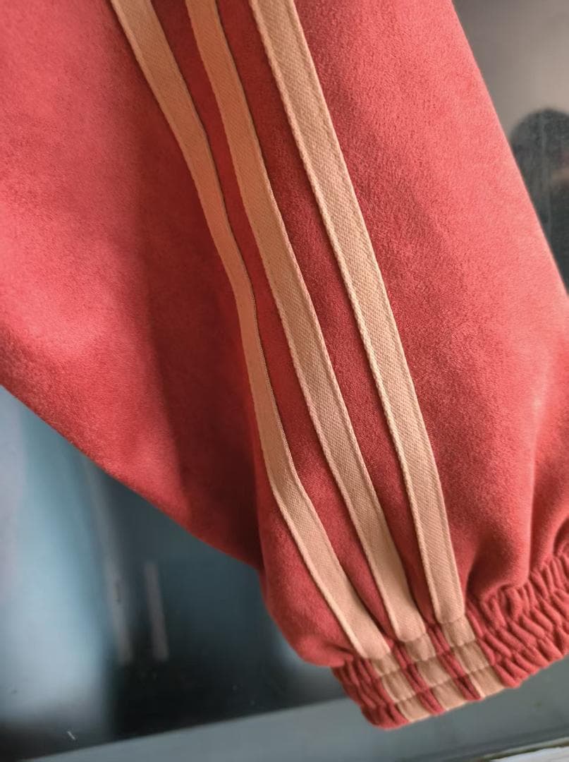 海外限定 アディダス 巳年 トラック スエード ジャケット レッド S Ⅲ