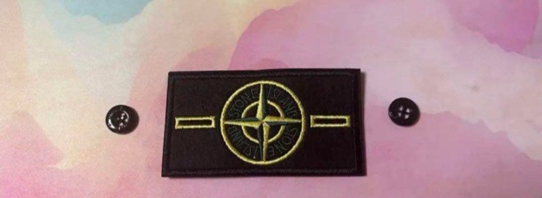 STONE ISLAND ストーンアイランド ワッペンボタン付き腕章 ボタン