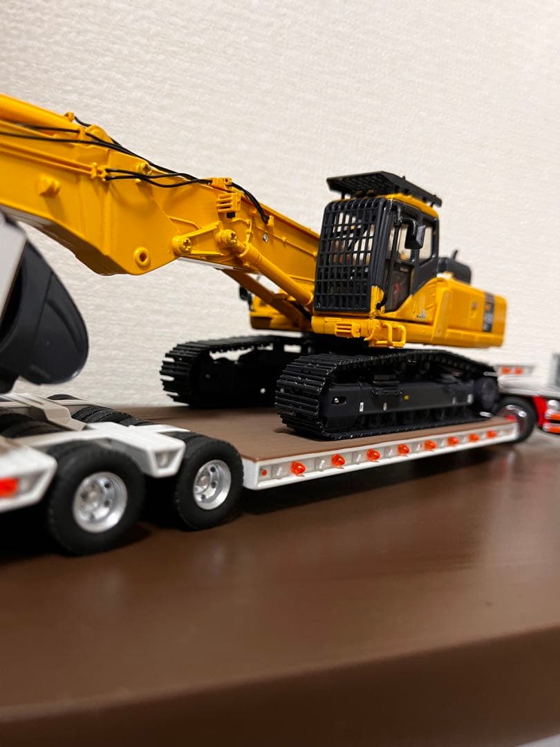 ケンクラフト・プラッツ 1/50 日野プロフィアSS 6x4トレーラーセット