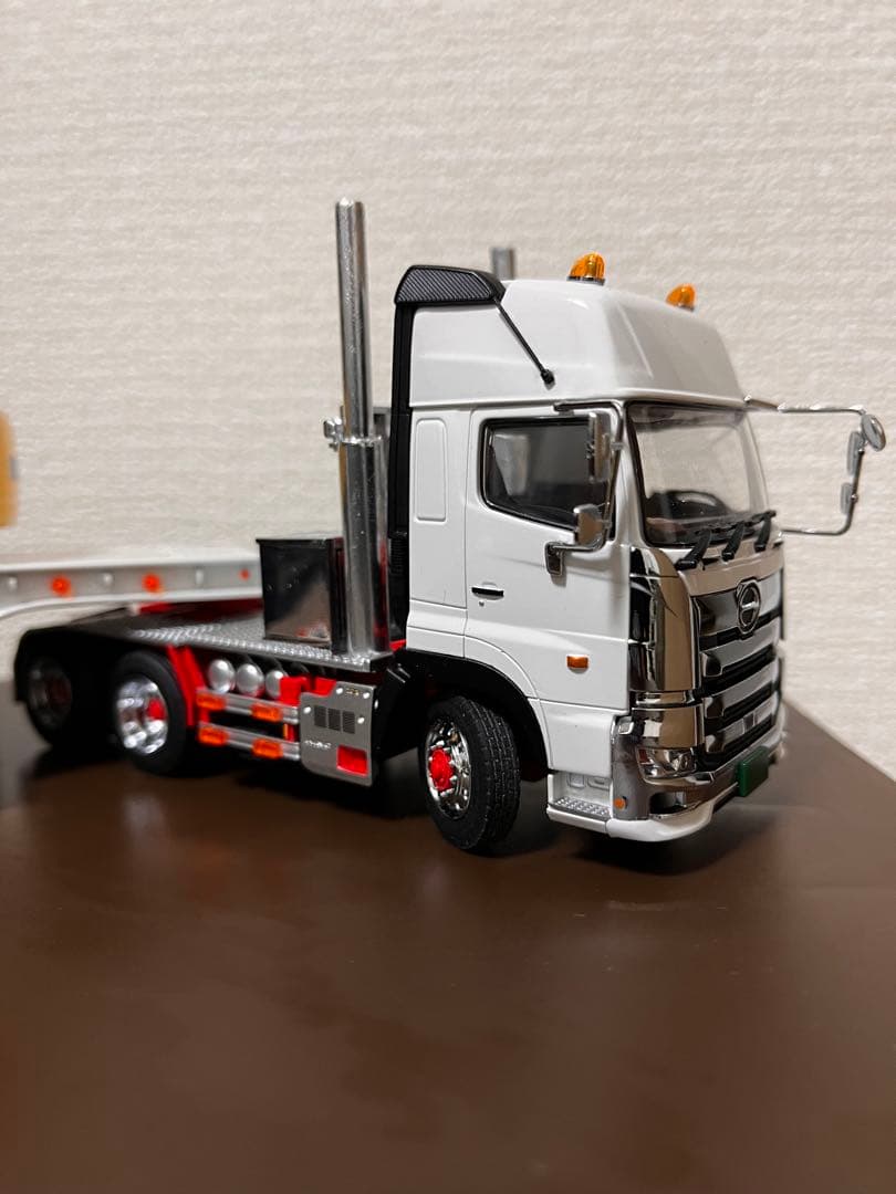 ケンクラフト・プラッツ 1/50 日野プロフィアSS 6x4トレーラーセット