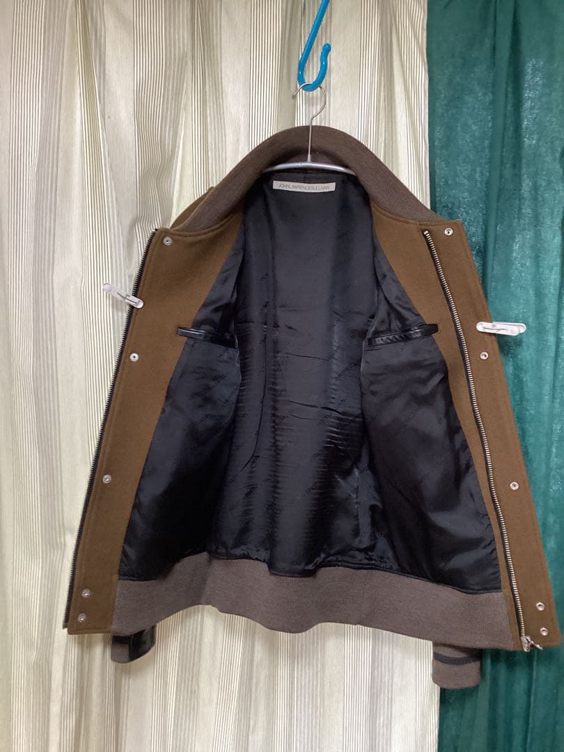 最終値下げ ジョンローレンスサリバン スタジャン 腕レザー - メルカリ