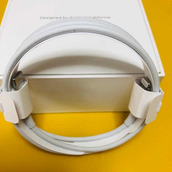 AirPods pro 充電ケーブル 充電コード USBケーブル 正規品 - メルカリ