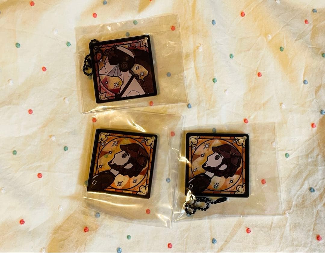 第五人格 identityV 第五舞台 ステンドグラスアクリルキーホルダー IdentityV 第五人格 トレーディングアクリルキーホルダー｜商品情報