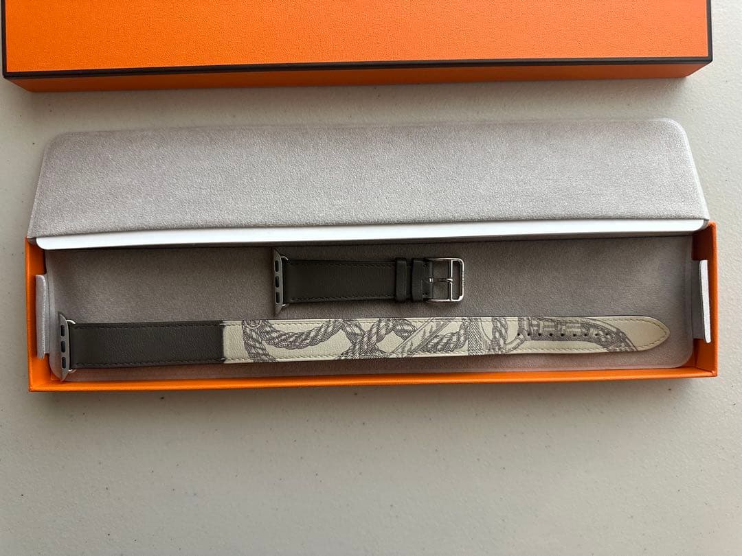 HERMES Apple Watch レザーバンド エタン エトゥープ 2連 - メルカリ