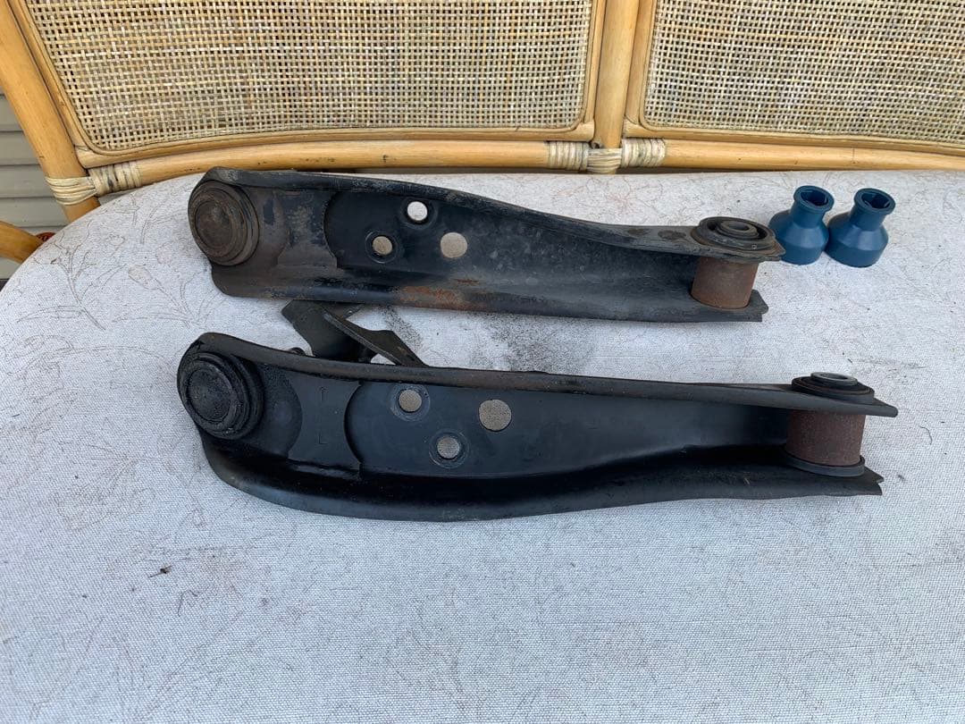 Y33 セドリック ロアアーム S13 S14 S15 R32 R33 R34等 - メルカリ