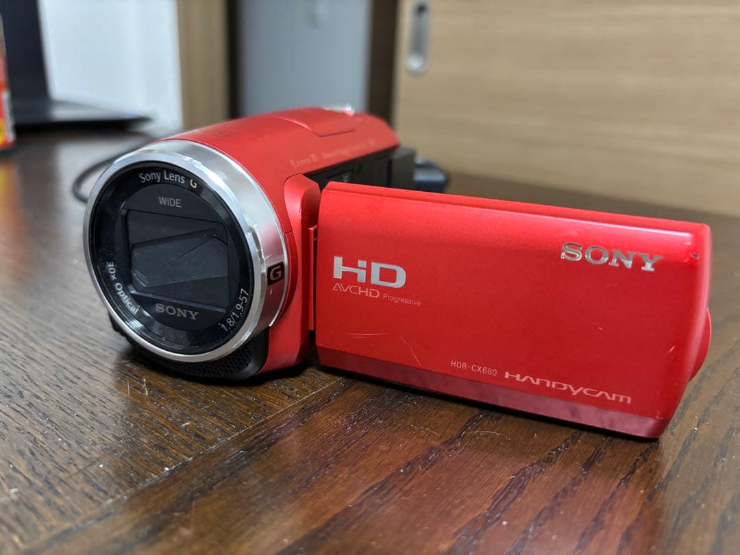 【美品】Sony Handycam HD 赤色 本体 Sony HDR-PJ240E/R Full HD Handycam Camcorder HDR-PJ240E/R B&H