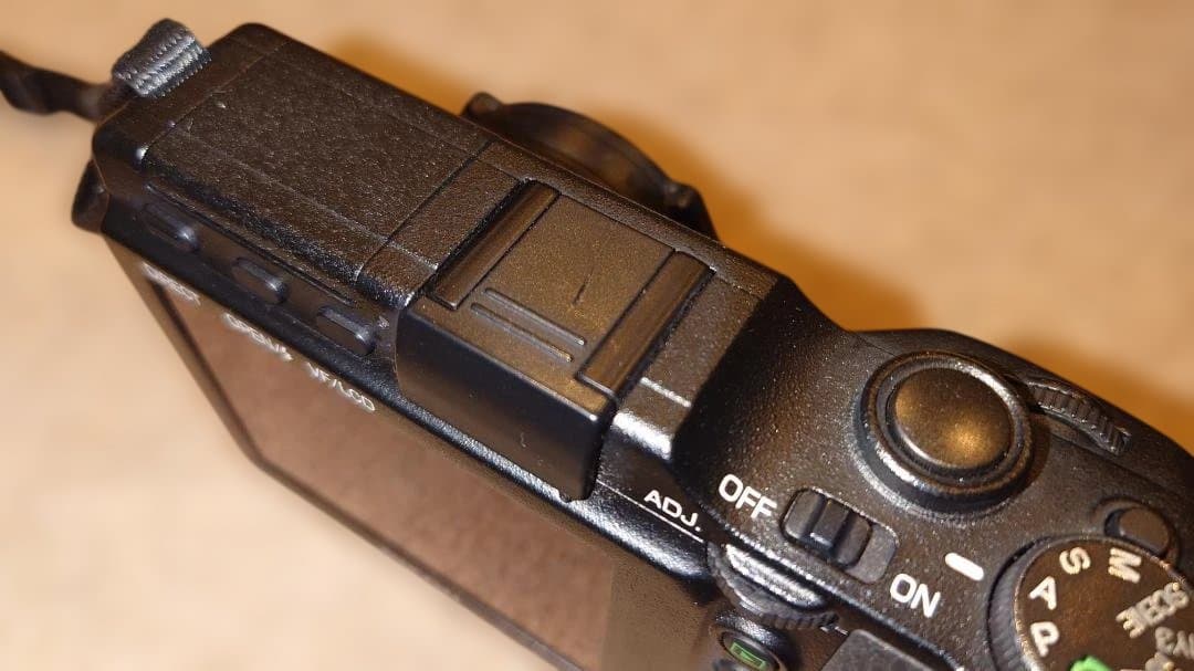 am※ssk様限定） RICOH GXR P10 KIT本体【おまけ付】 2026年最新】リコー