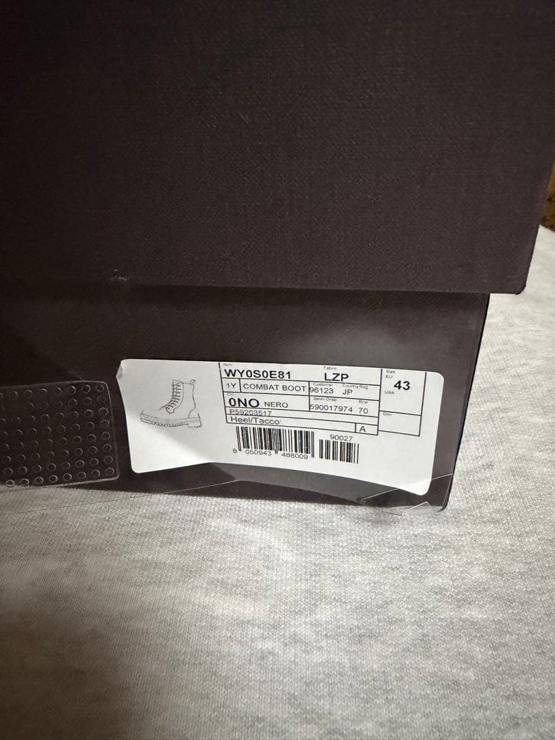 新品未使用 VALENTINO ヴァレンティノコンバットブーツ EU43 - メルカリ