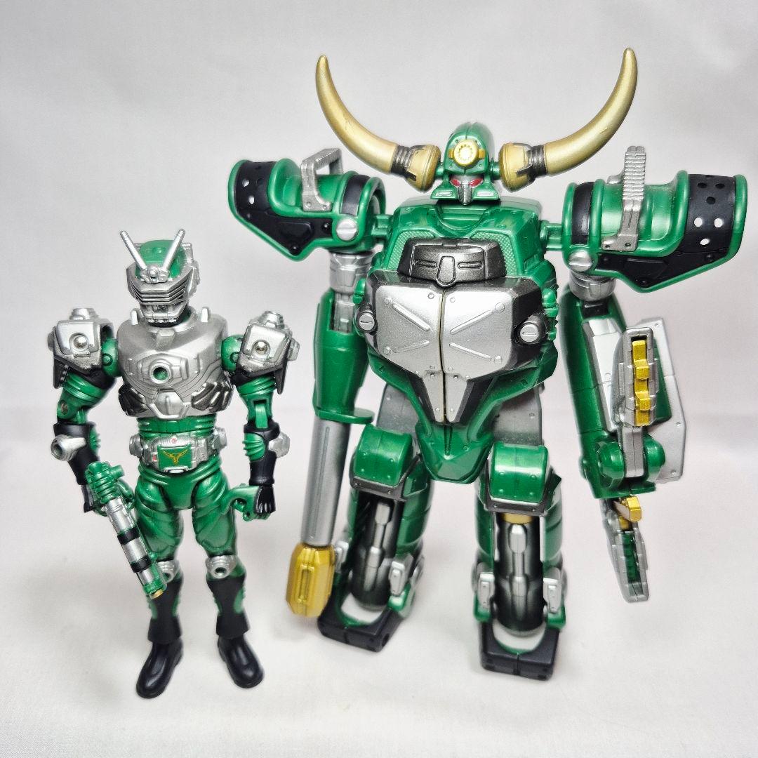 仮面ライダーゾルダ&マグナギガ 仮面ライダー龍騎より - メルカリ