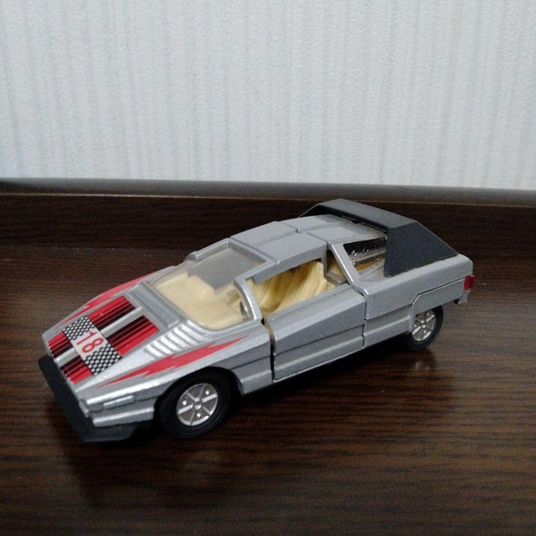 レア】アルファロメオ ナバホ ミニカー Bertone Navajo - メルカリ