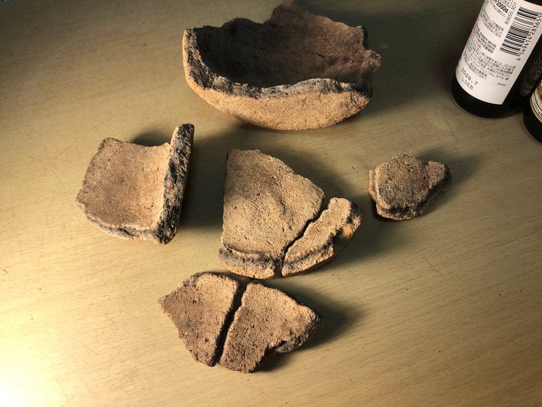 縄文土器の欠片 No.537」です。 - メルカリ