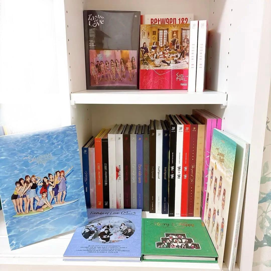 TWICE アルバム まとめ売り cd 30冊 セット 期間限定 美品】TWICE 大量まとめ売り（CD・アルバム・フォトブック） - メルカリ