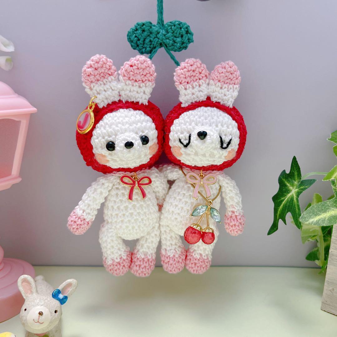 あみぐるみ コロコロ双子のチェリーチェリーうさちゃんキーホルダー