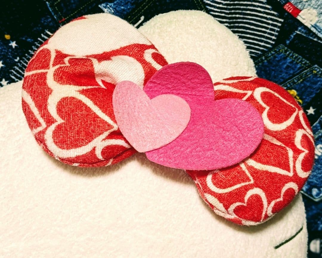 希少♡サンリオ♡キティ♡赤色ハートクッション♡BIGぬいぐるみ