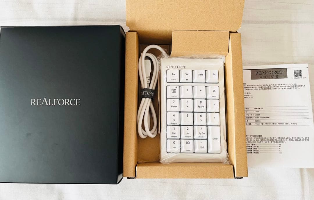 REALFORCE RT1 テンキー ホワイト 静電容量無接点 REALFORCE、カスタム性を高めた静電容量無接点スイッチ搭載テンキー