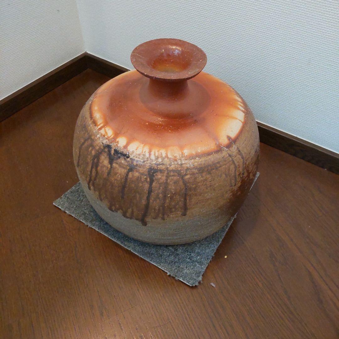 キレイな　蕪　備前焼　31 備前焼黒備前鎬酒呑作家：澁田 寿昭 - 備前焼通販ギャラリーしょうざん