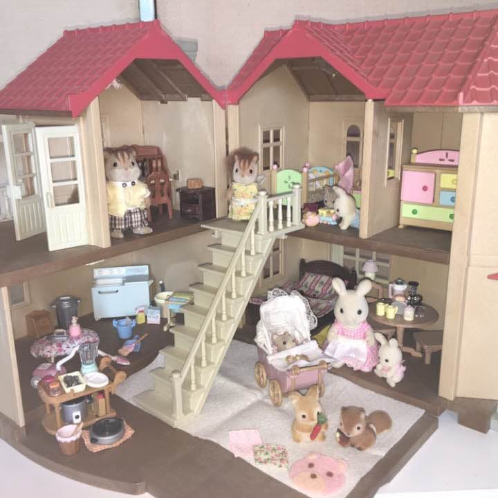 シルバニアファミリー 明かりの灯る大きなお家 sddefault.jpg