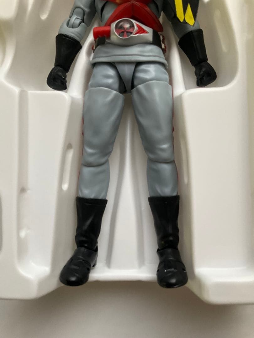 【中古品】S.H.Figuarts 真骨彫製法 仮面ライダーX