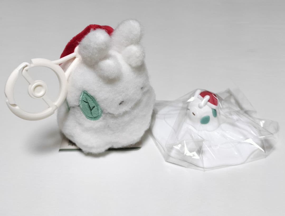ポケモン Holiday Blessings ヌメラゆきだるま　2点セット 新品】ヌメラ4点セット Pokmon Holiday Blessings ポケモンセンター