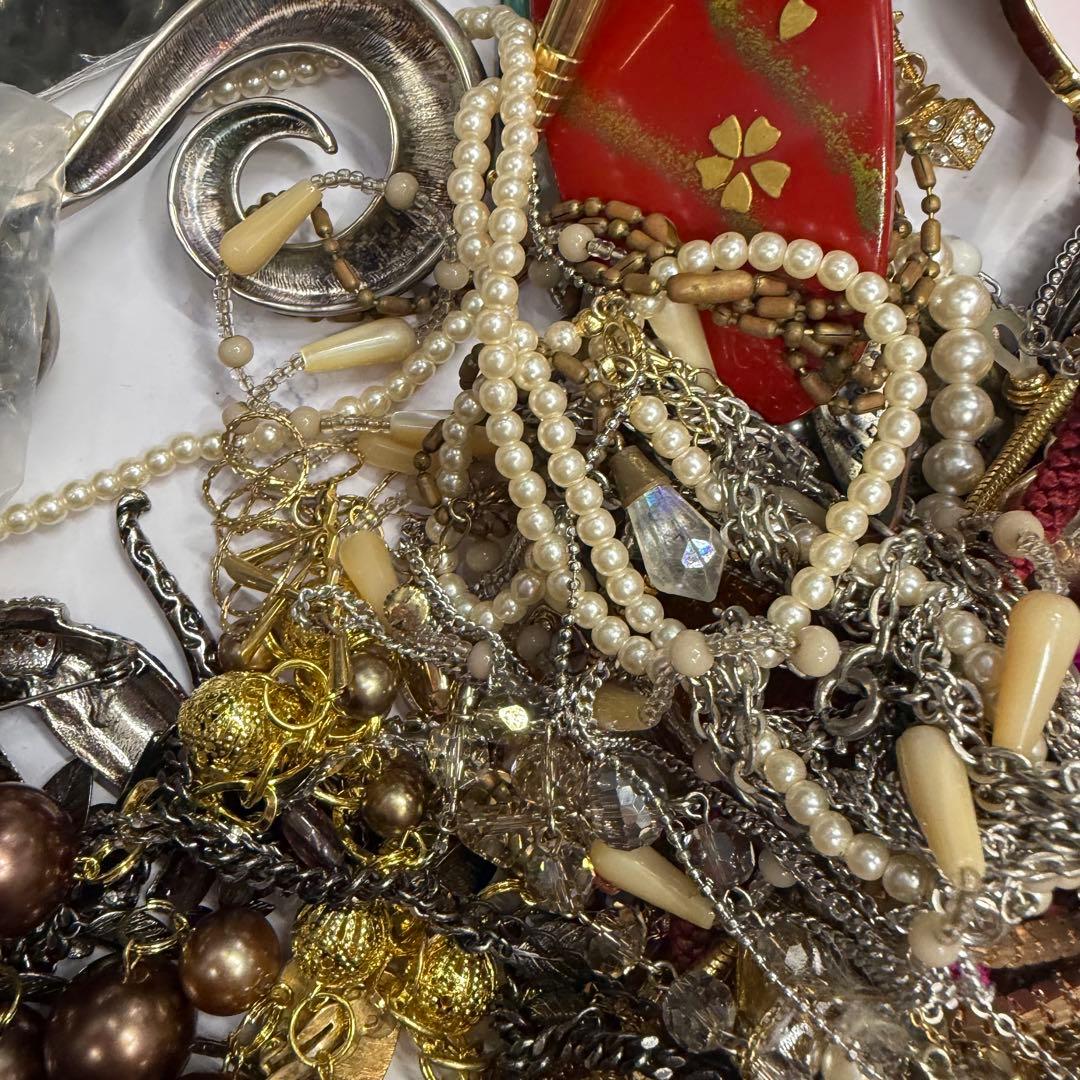 1.3キロ❗️ アクセサリー まとめ売り ジャンク イミテーション