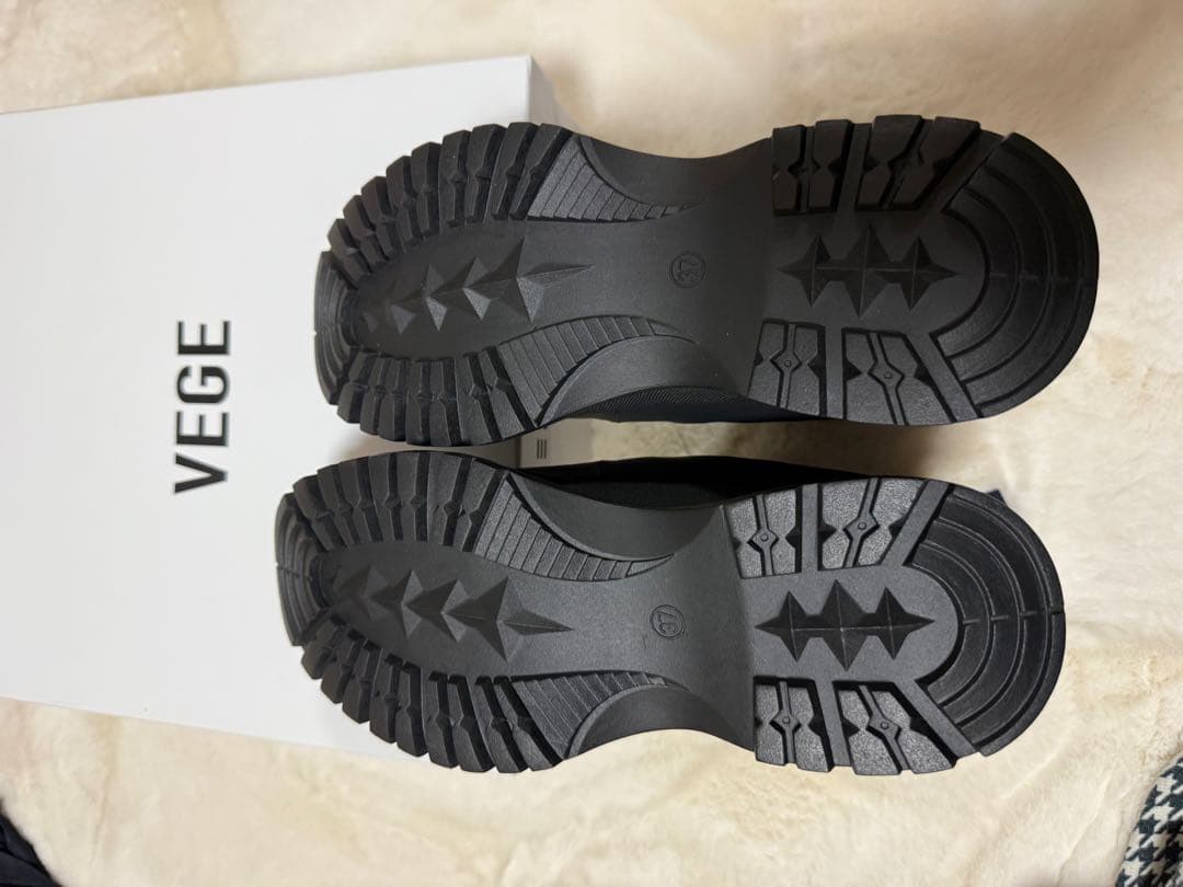 まろん様 新品未使用ヤマダヤVEGE×nouerハイブリッドスノーブーツ23.5