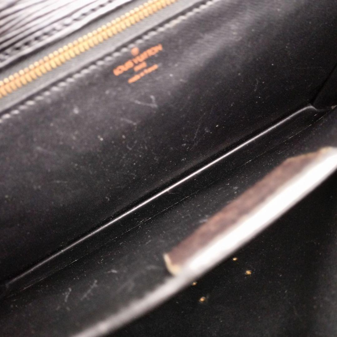 正規品 鍵付き ルイヴィトン バッグ セルヴィエット コンセイエ M54412