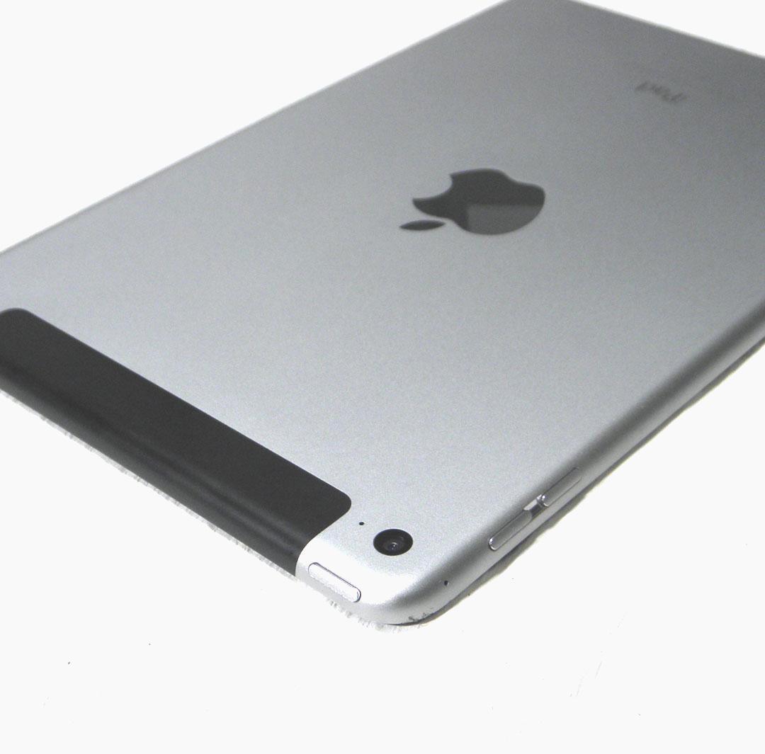 iPad mini 4（第4世代）SIMフリー☆バッテリー最大容量92％ 罅有