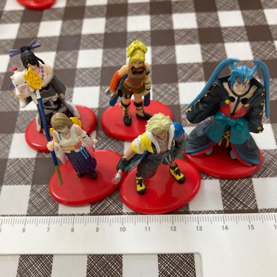 コカコーラ ファイナルファンタジーキャラクター 5体セット - メルカリ