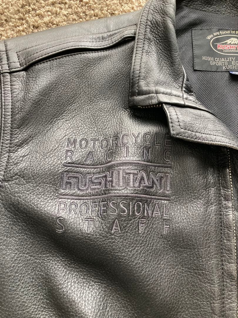 クシタニ 革ジャン黒 サイズL