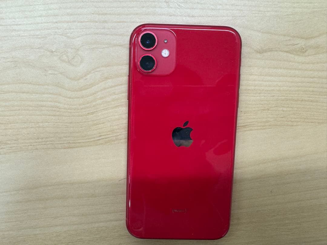 Apple iPhone 11 (レッド) 本体 Amazon.com: Apple iPhone 11 [64GB, (Product) RED] + Carrier