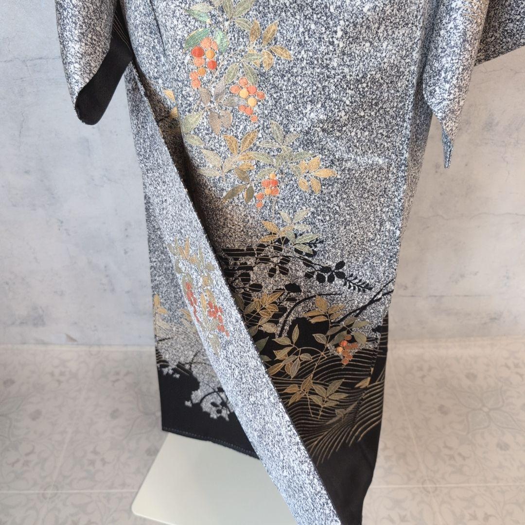 訪問着 フルセット 着物 正絹 たたき染め 金 刺繍 実 白黒 F4