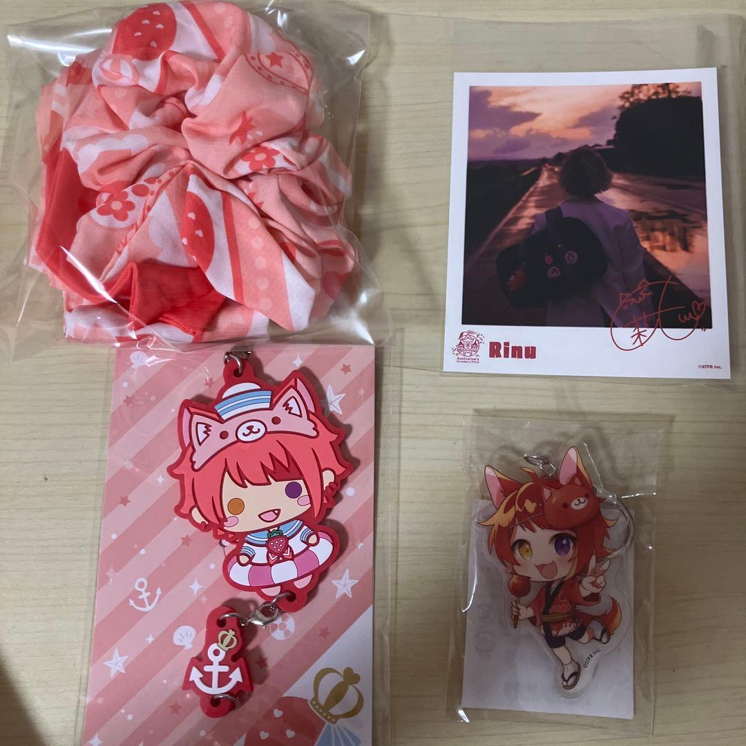 すとぷり 莉犬くんグッズまとめ売り - メルカリ