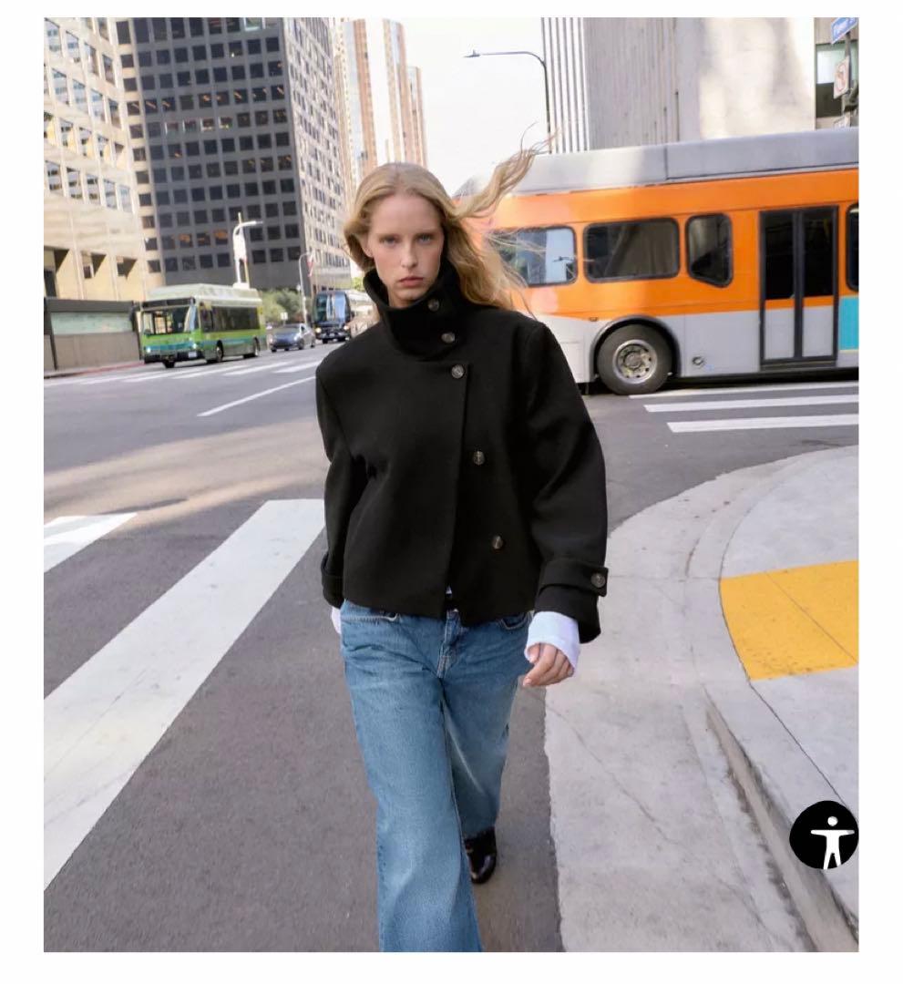 ZARA ハイネックショートコート - メルカリ