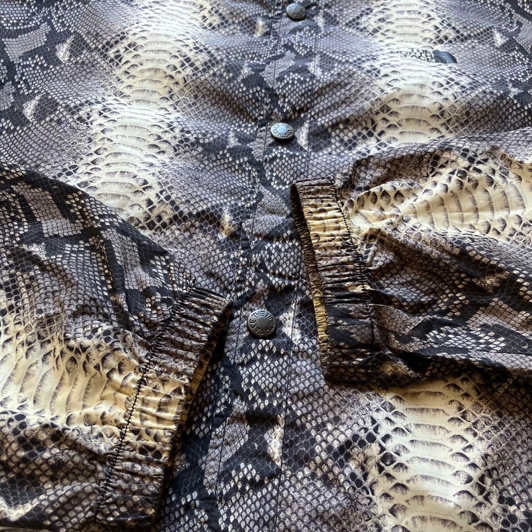 シュプリーム ノースフェイス コーチジャケット スネーク 蛇柄 supreme