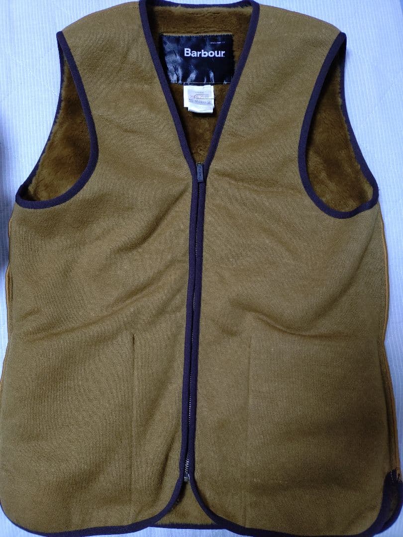 Barbour インナーベスト ブラウン　38 中古・古着通販】Barbour (バブアー) ライナーベスト ブラウン サイズ