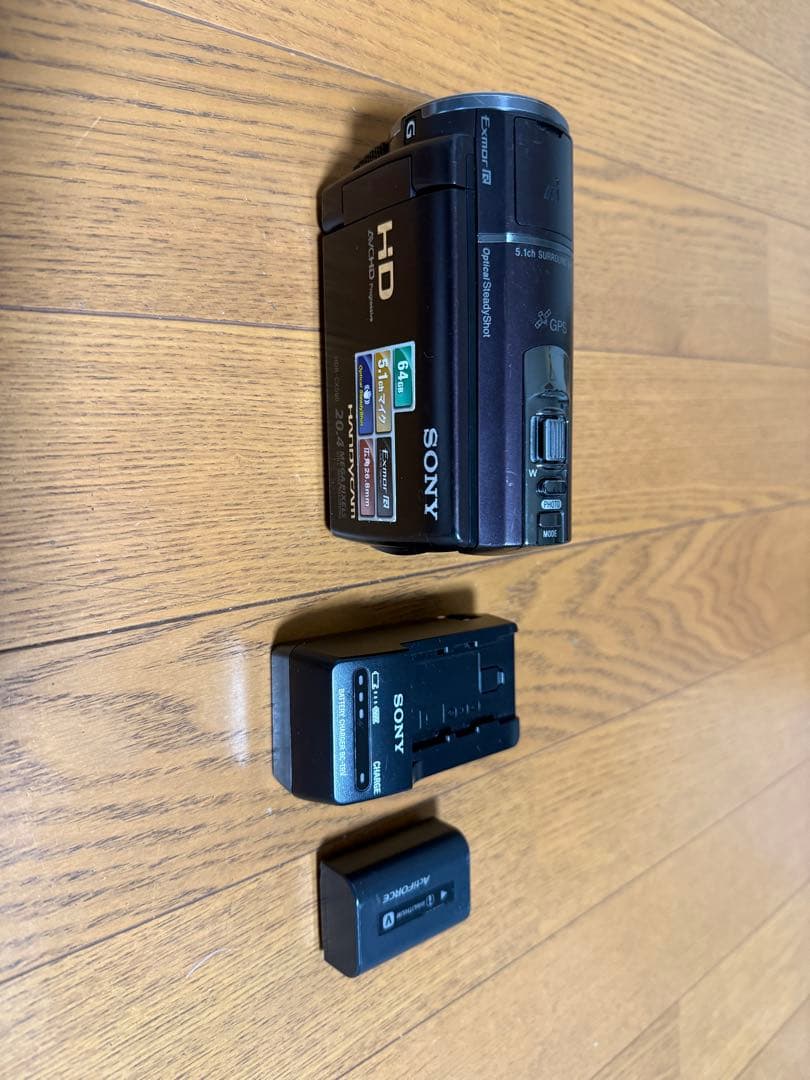 Sony ソニー HDR-CX590 ビデオカメラ Amazon | SONY HDビデオカメラ Handycam HDR-CX590V シャンパン