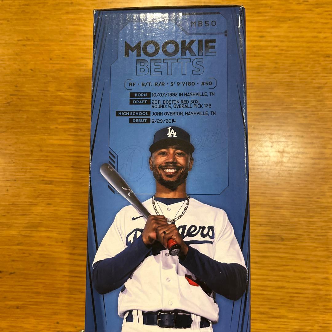 ムーキーベッツ ボブルヘッドと記念グッズセット メジャーリーグベース