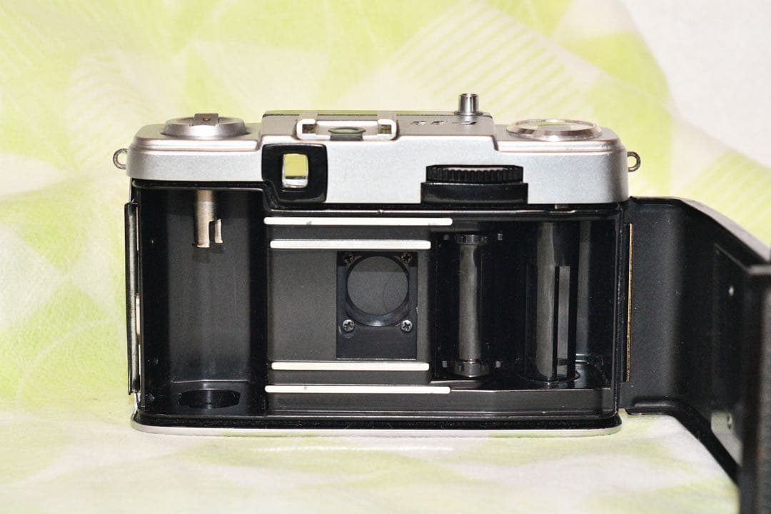 《動作品》OLYMPUS PEN EE-3 a390