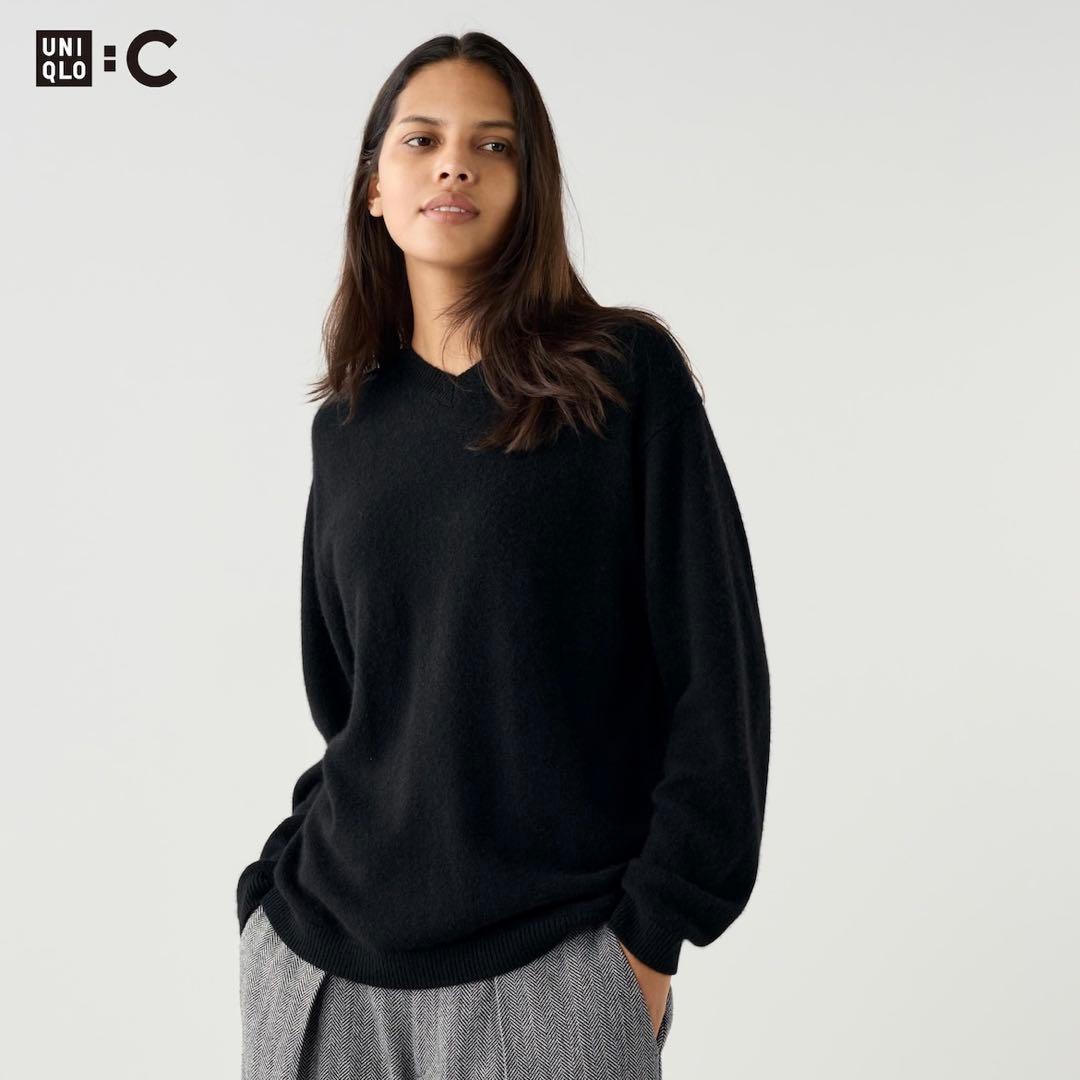 ユニクロC 24AW カシミヤリラックスVネックセーター ブラック ユニ