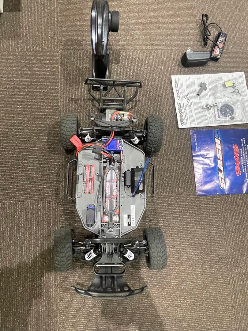 traxxas shlash 送料込みにしたのでお値段上がりました - メルカリ