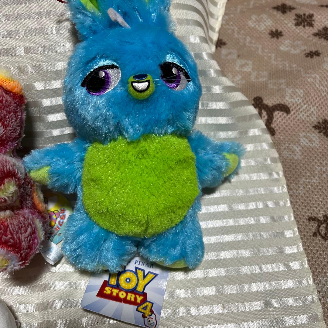 トイ・ストーリー4 ぬいぐるみセット（青いウサギ、カラフルなクマ、鳥