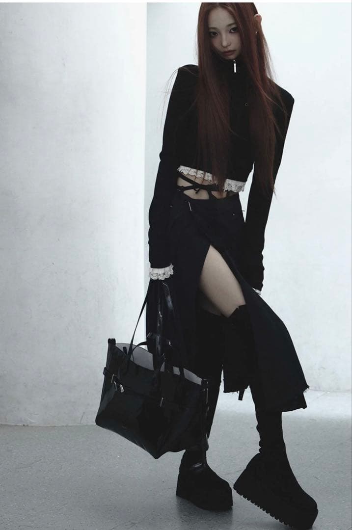 THEREDTHRED S open morph boots heart