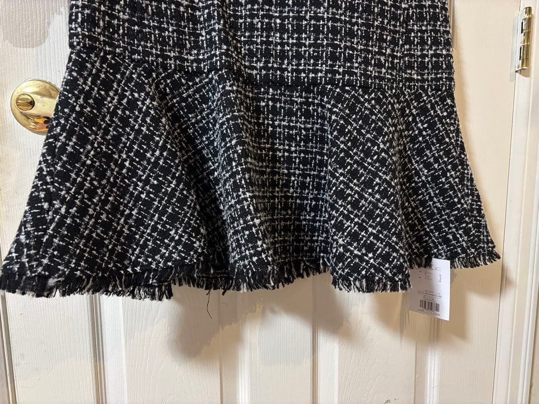 ツイード ワンピース ブラック・未使用タグ付き・Apuweiser-riche