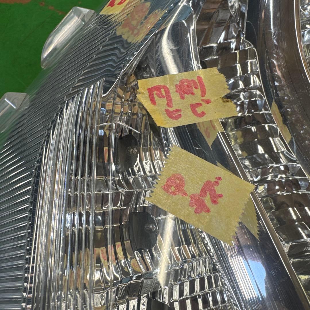 トヨタ プリウス 30 前期 テールランプ テールライト 左右セット 中古