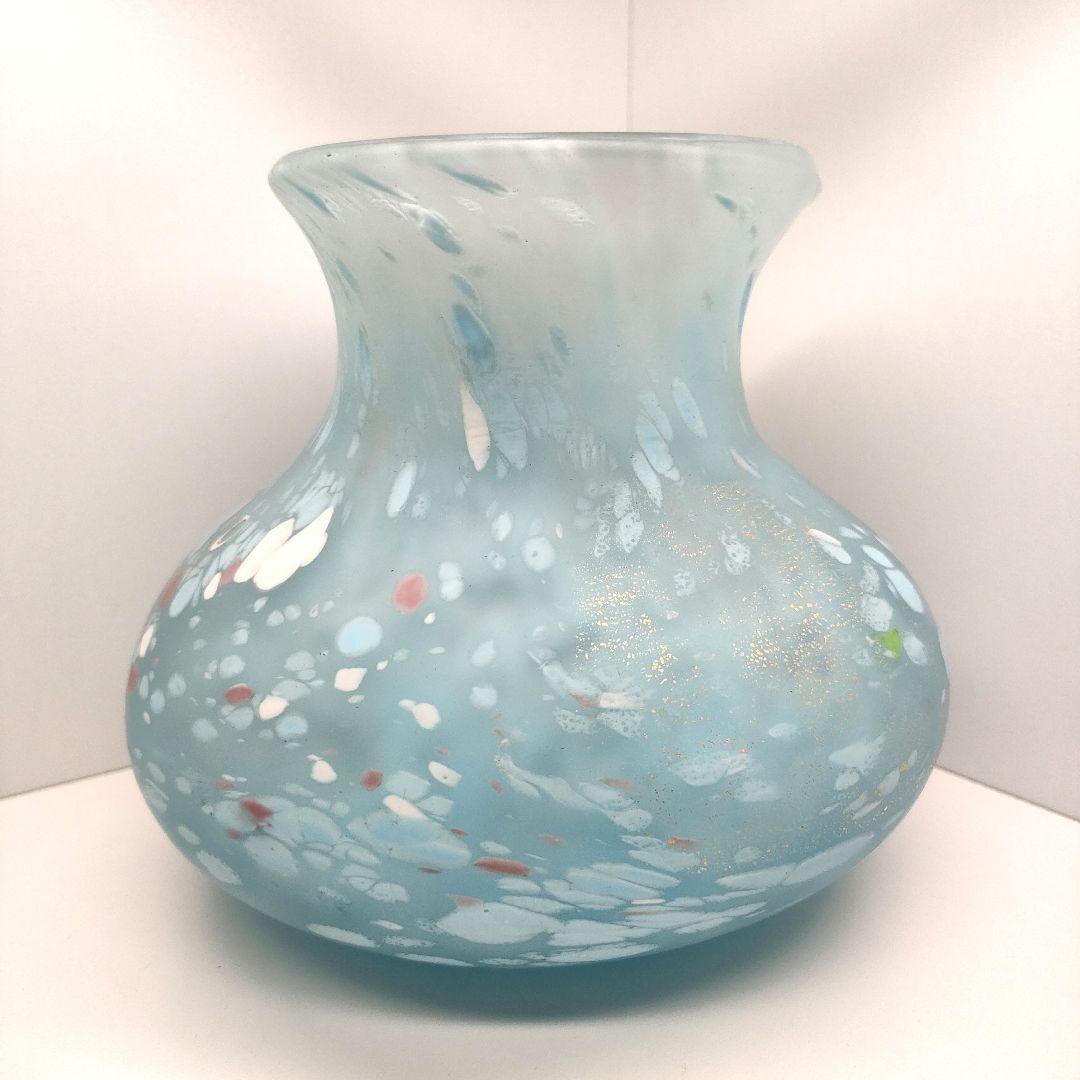 デッドストック デッドストック 藤田喬平 手吹 金彩花瓶 淡い水色