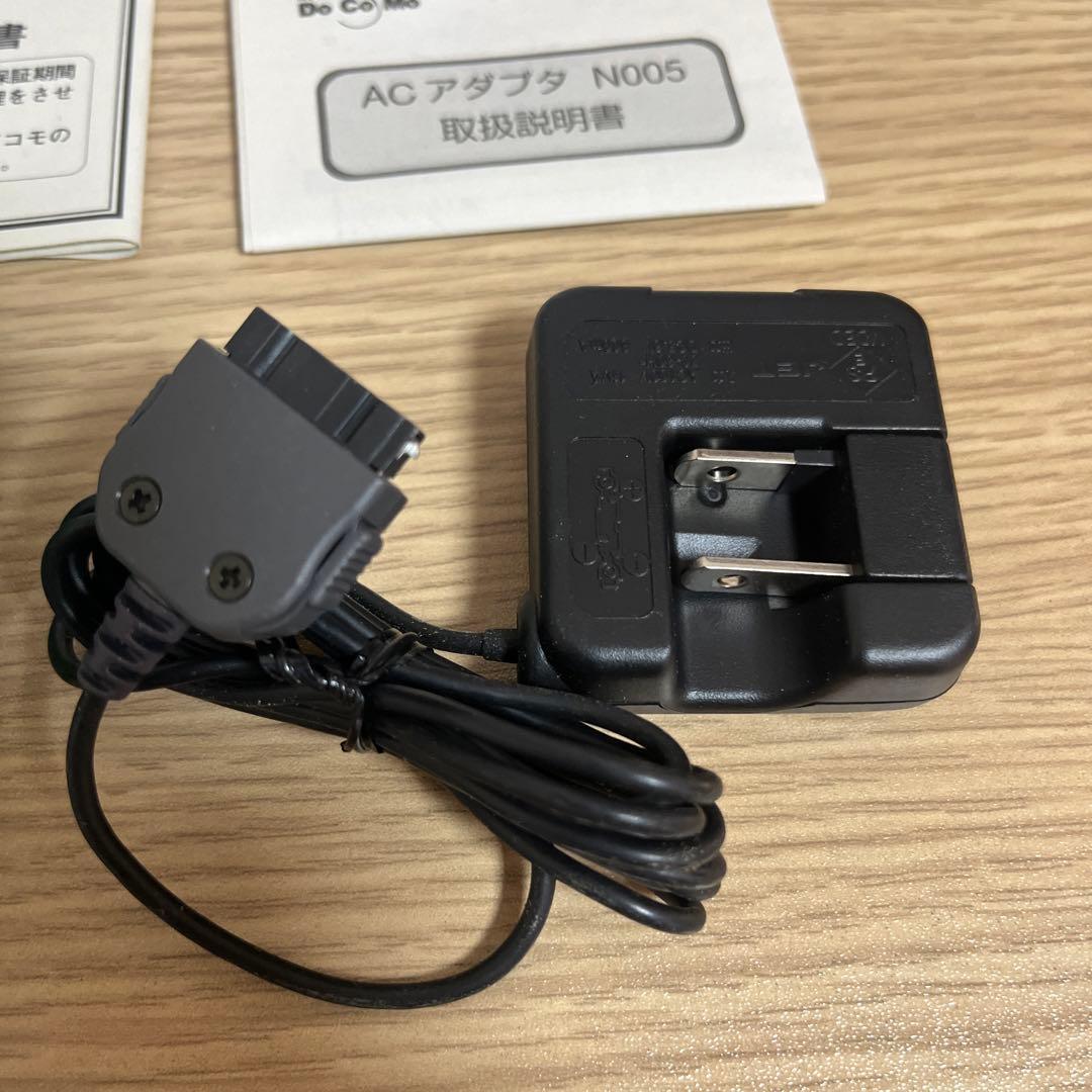 N005 NTT ドコモ docomo 純正 充電器 携帯電話 充電ケーブル - メルカリ