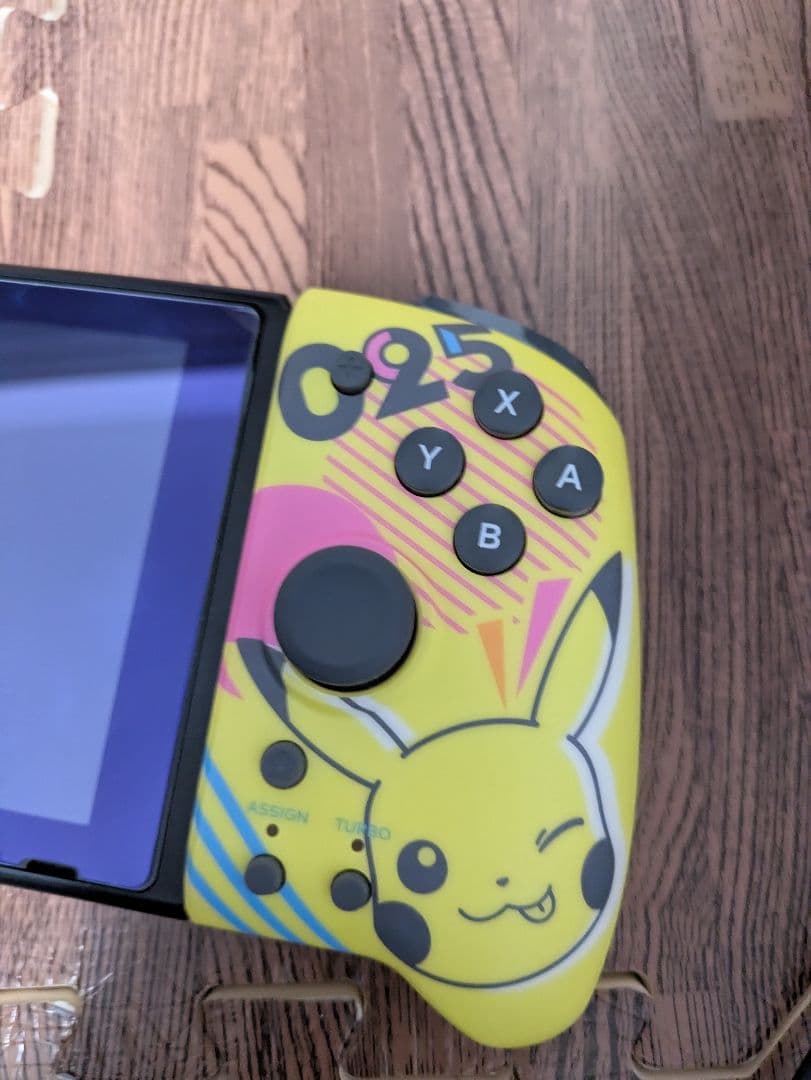 Nintendo Switch ピカブイ中古本体セット ジョイコン無しNintendo