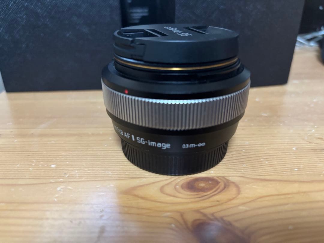 SG-image 単焦点レンズ 25mm f1.8 実売1万円を切った！ 軽くて小さい、開放F1.8を誇る単焦点レンズ「SG